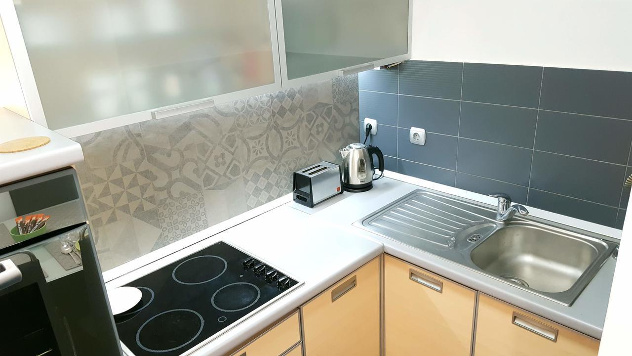 Arena Relax Apartman Belgrad Exteriör bild