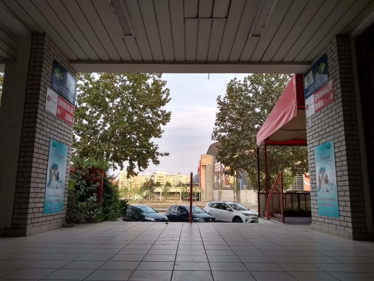 Arena Relax Apartman Belgrad Exteriör bild