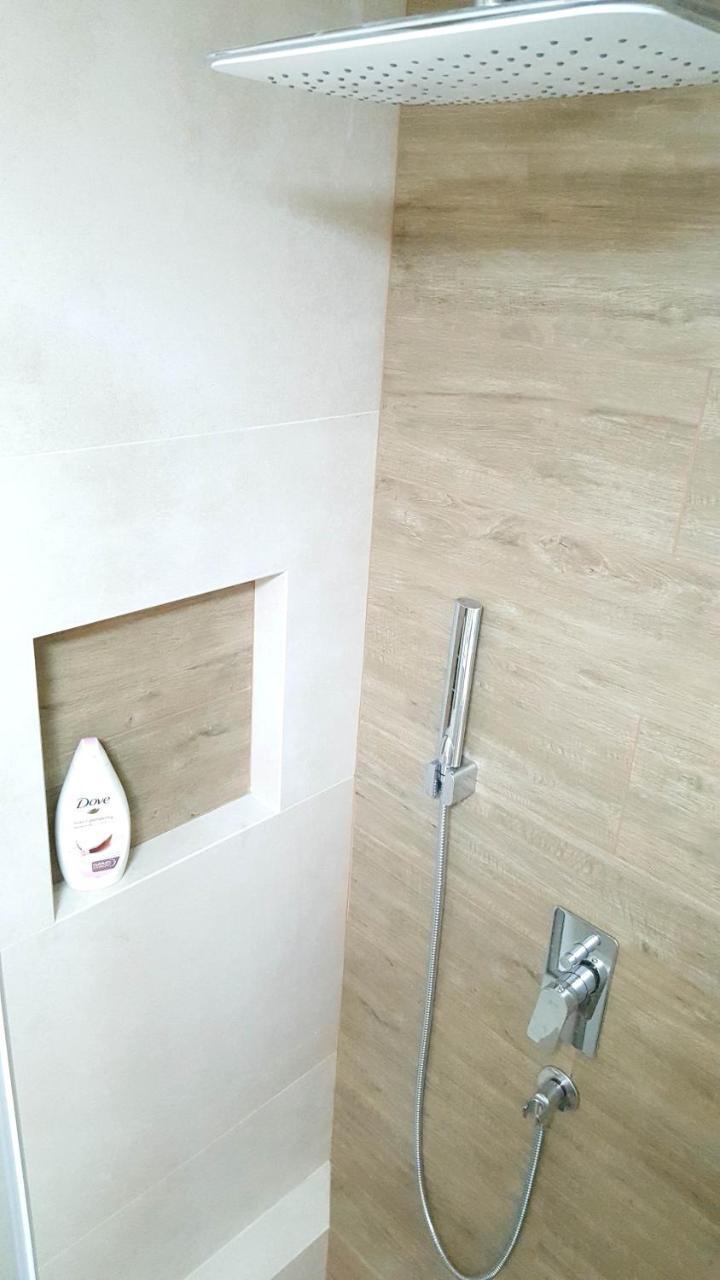 Arena Relax Apartman Belgrad Exteriör bild